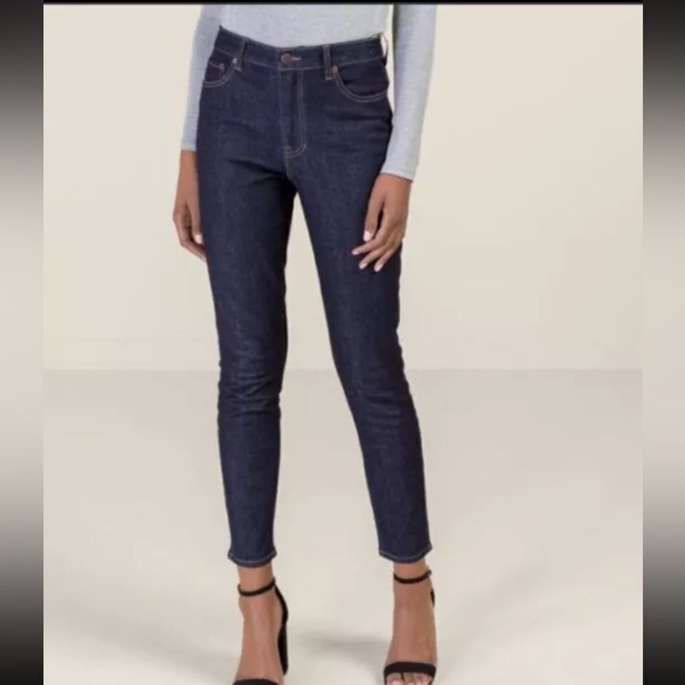 Harper Heritage Dark Wash, Stretch High Rise, Skinny Jeans. Size 27.